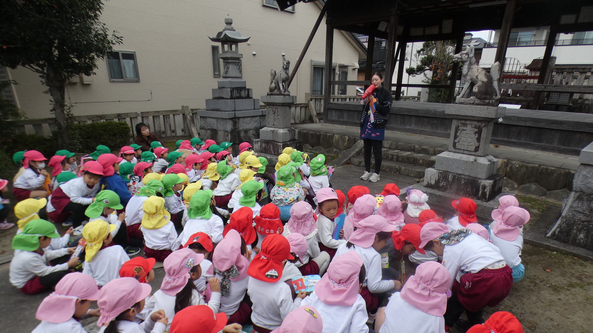 続いて年少・年中さんが到着！