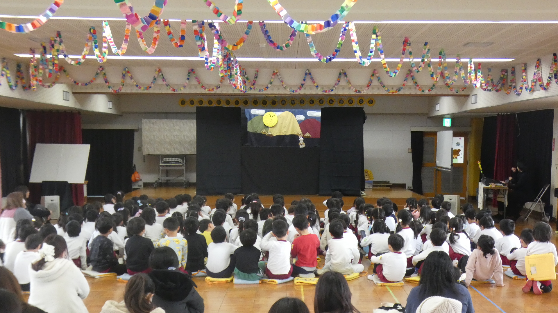 後半は大きい子たち（年中・年長）の子たちが楽しみました！
