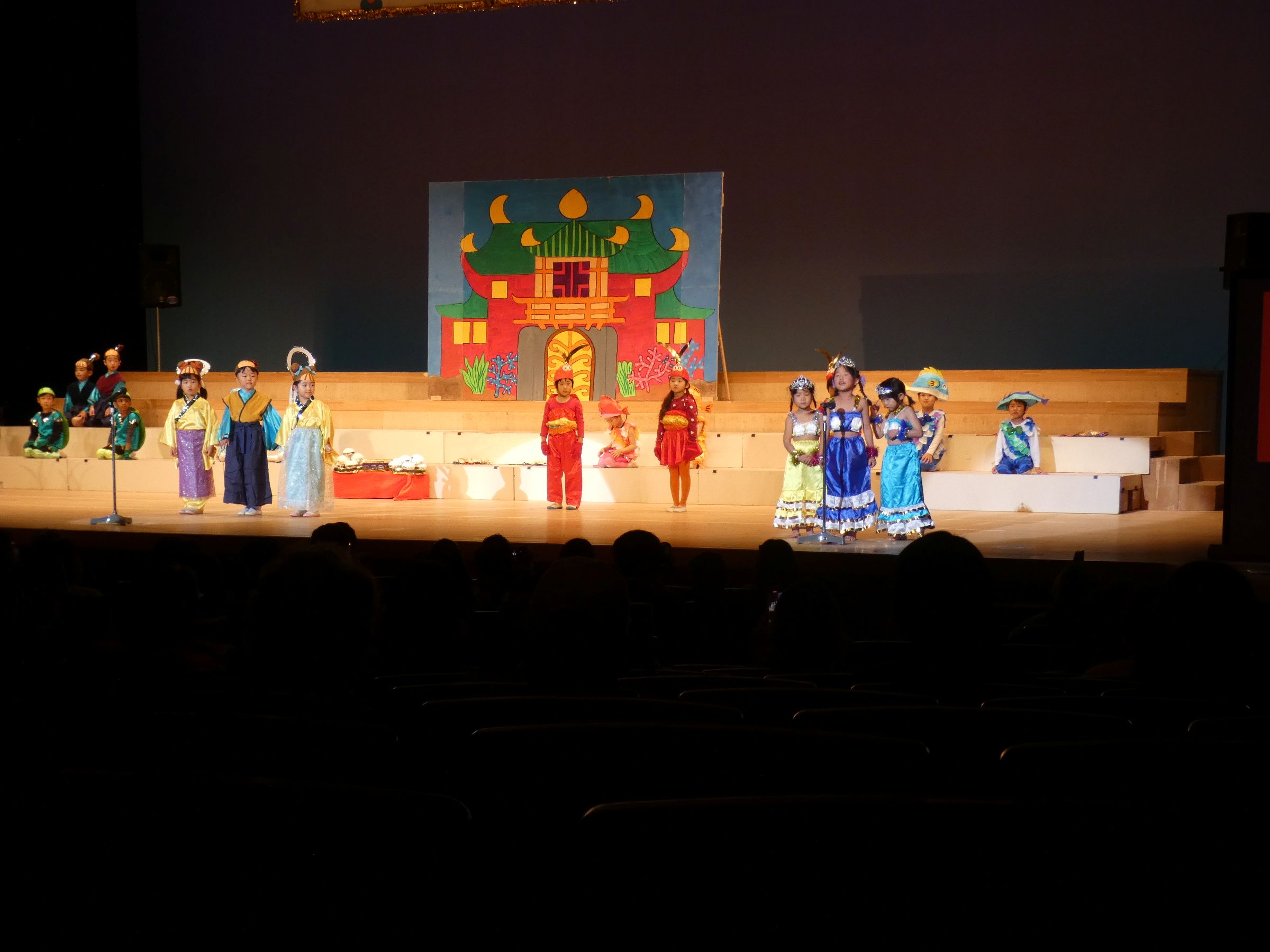 ゆり組はオペレッタで長編『浦島太郎』をやりました