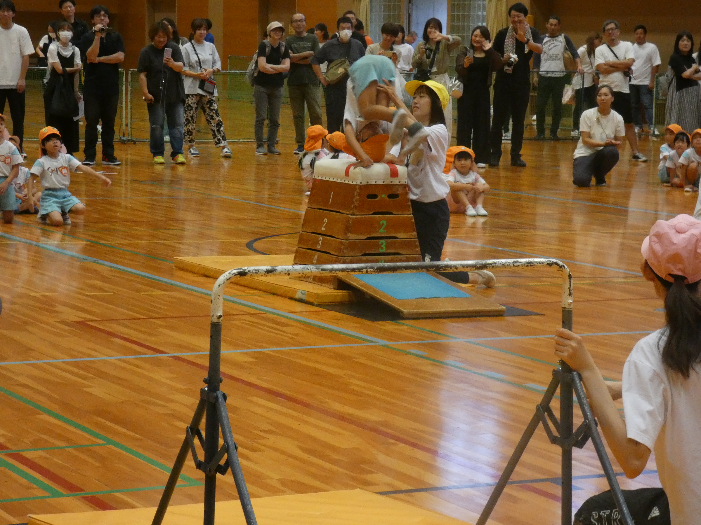 そして逆上がり、ラストは5段の台上前転