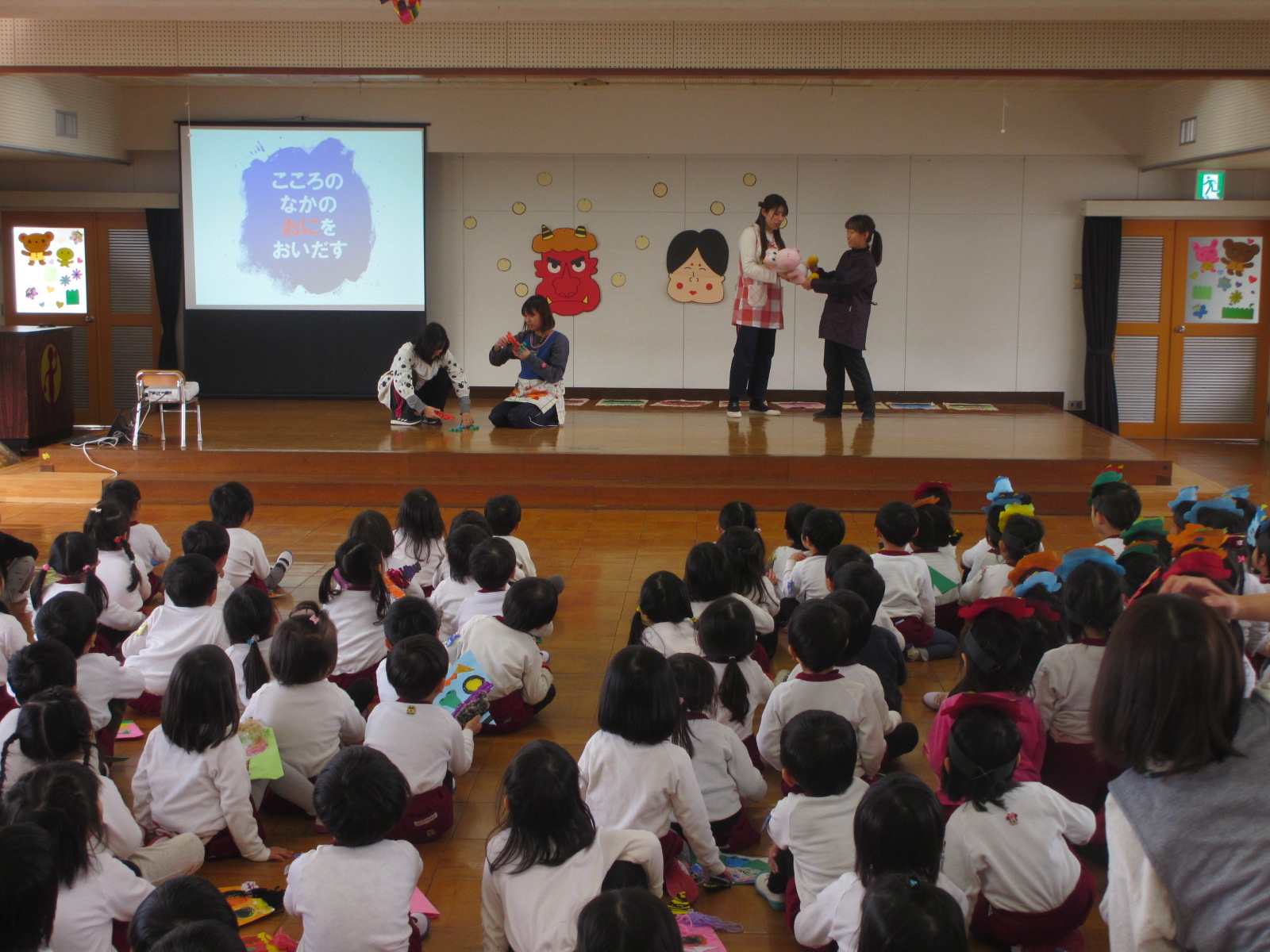 年少さんの先生方の寸劇に子どもたち、みんな「ある、ある。」とうなずいていました。