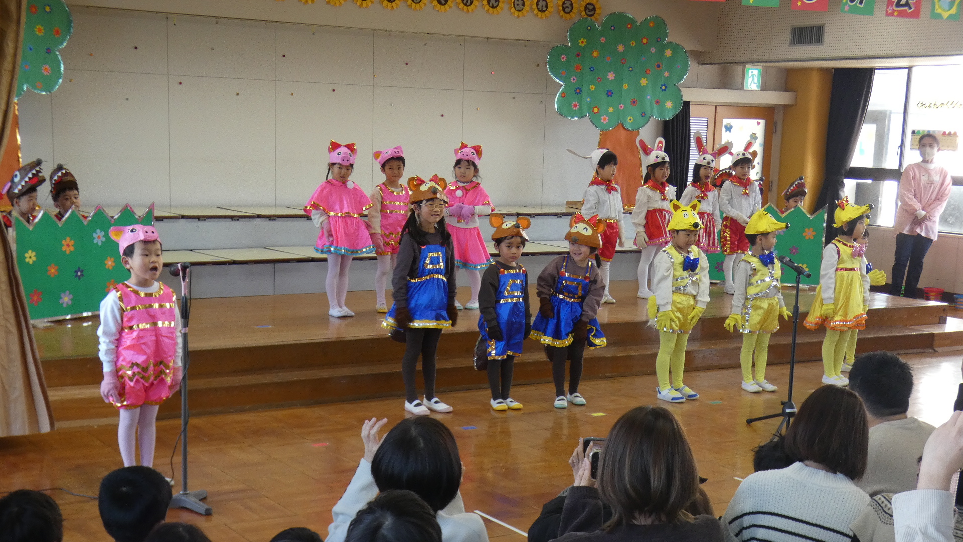 うめ組さんは『ともだちほしいおおかみくん』のオペレッタ！表現力が見事