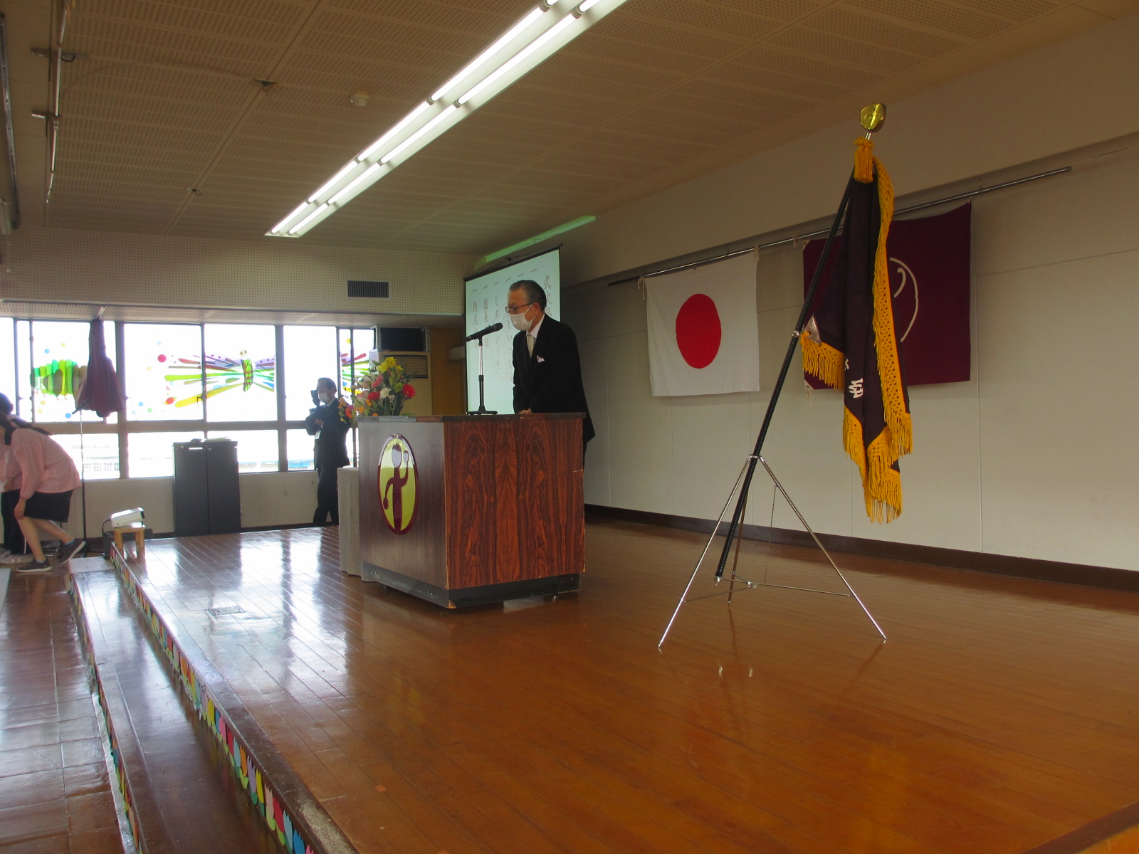 副理事長さんをお迎えして挙行しました。