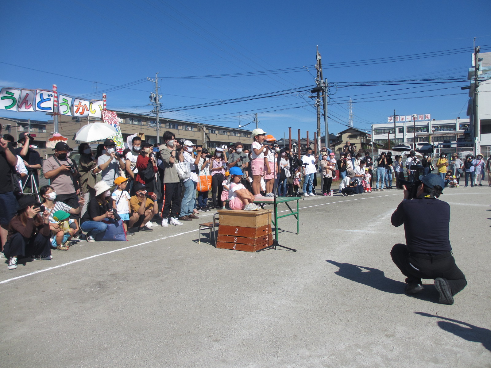 開会式です。年長さんは自分たちで運動会を進めていきました。