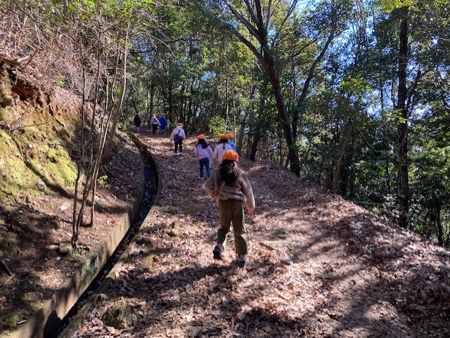 険しい山道もなんのその！！